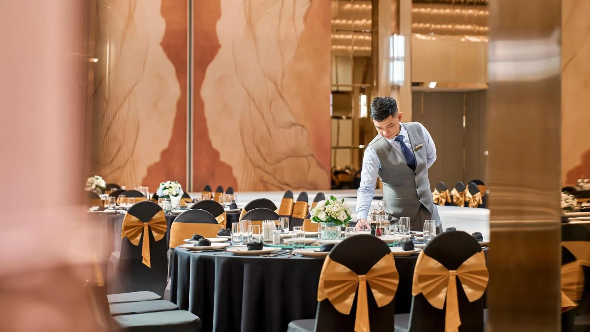 Intercontinental Residences Saigon, An Ihg Hotel 5*, Ho Chi Minh City