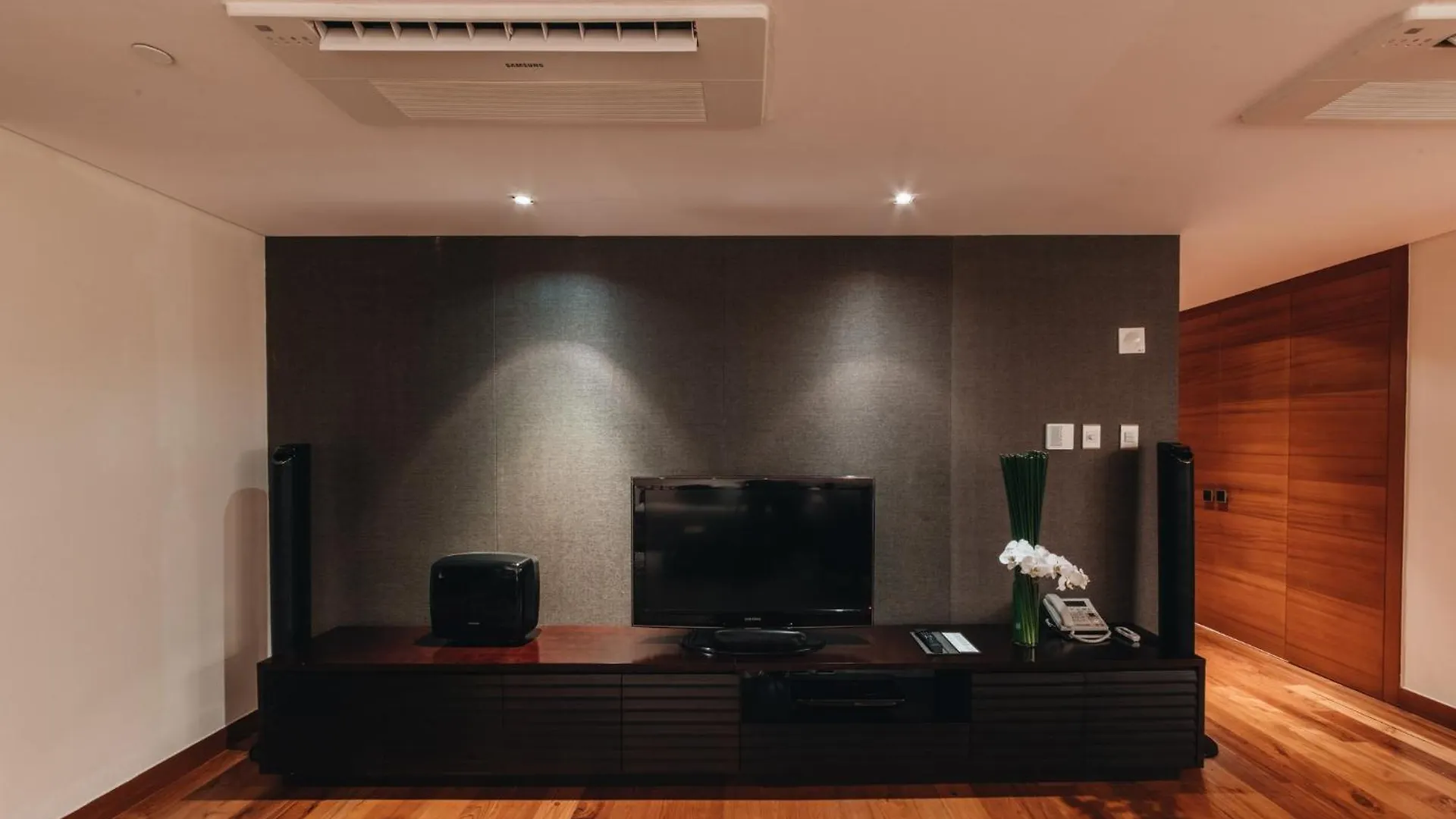 Intercontinental Residences Saigon, An Ihg Hotel 5*, Ho Chi Minh City