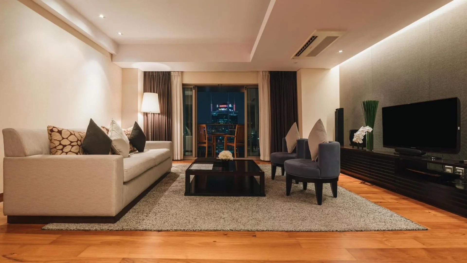 Intercontinental Residences Saigon, An Ihg Hotel 5*, Ho Chi Minh City